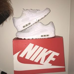 Jordans air force ones Nike air max different size